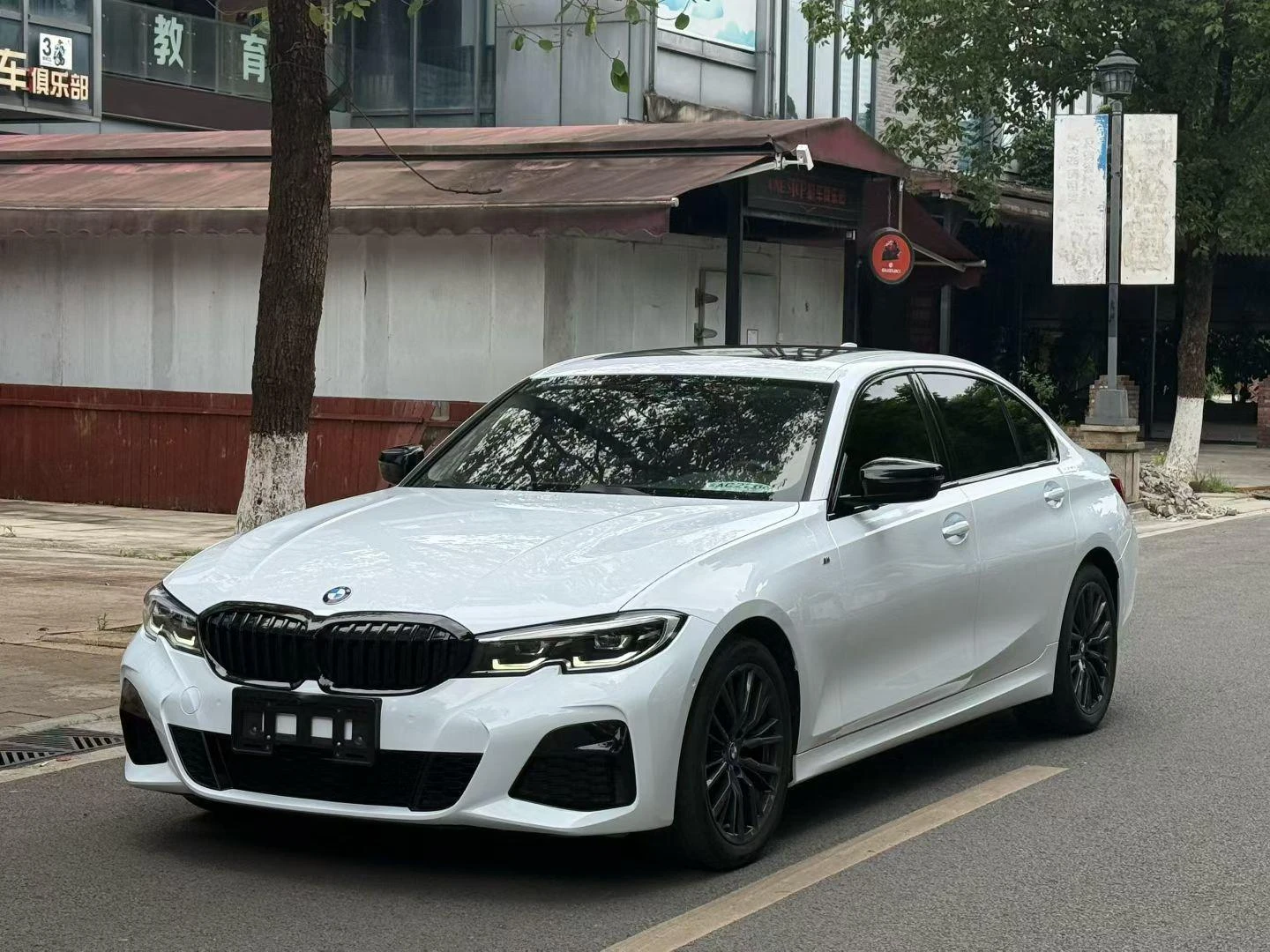 BMW 3 Series 款 325Li M Sport