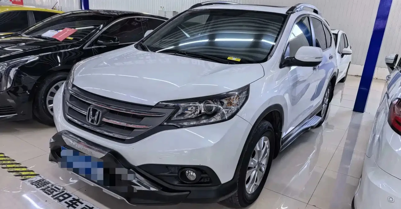 Honda CR-V 2WD Luxury Edition