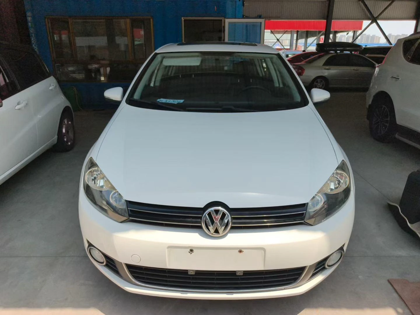 Volkswagen Golf 1.6 Automatic Comfortline - exterior