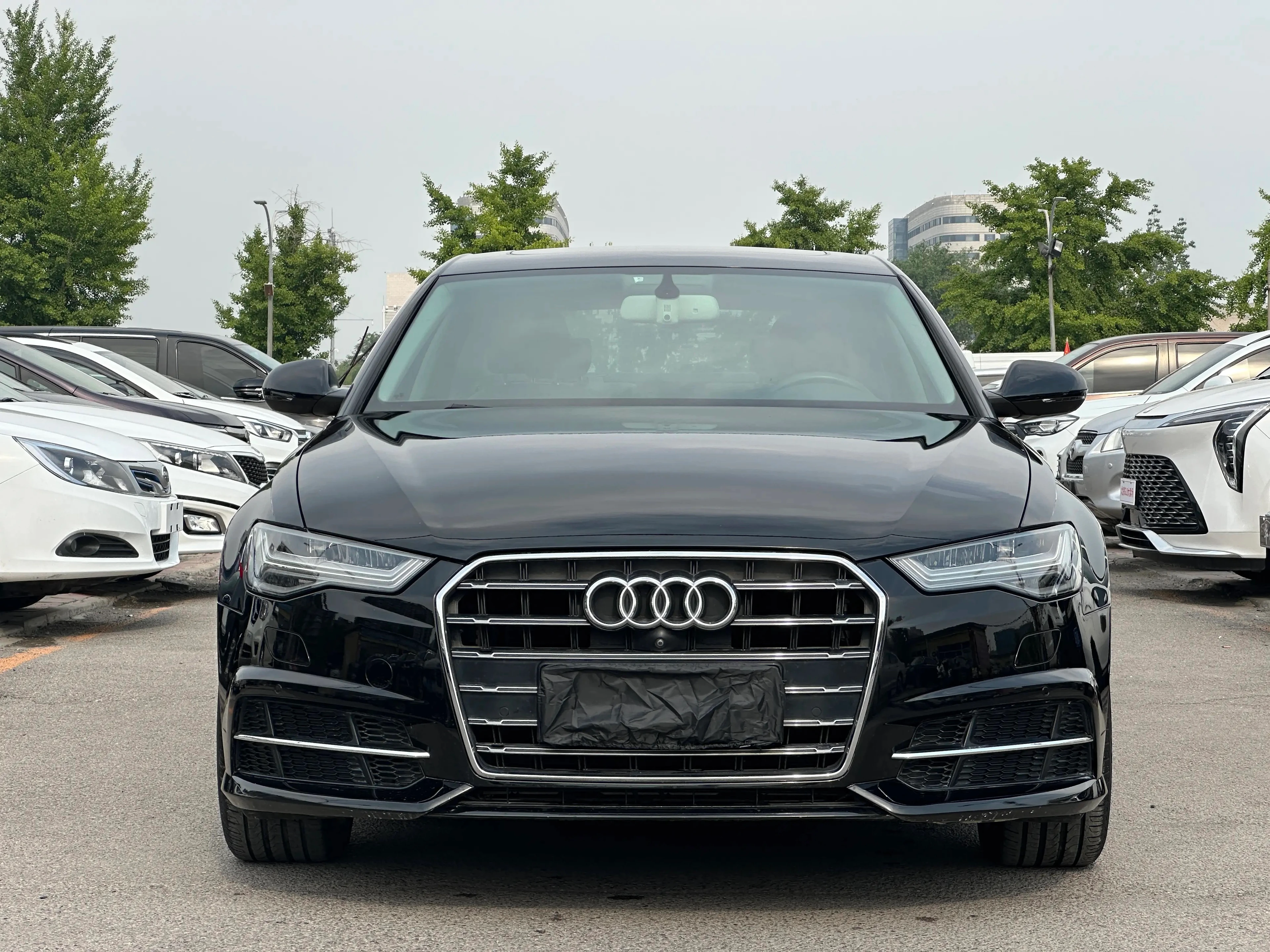 Audi A6L 30 TFSI Luxury 30th Anniversary Edition - exterior