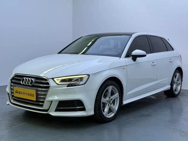 Audi A3 35 TFSI Fashion Trim