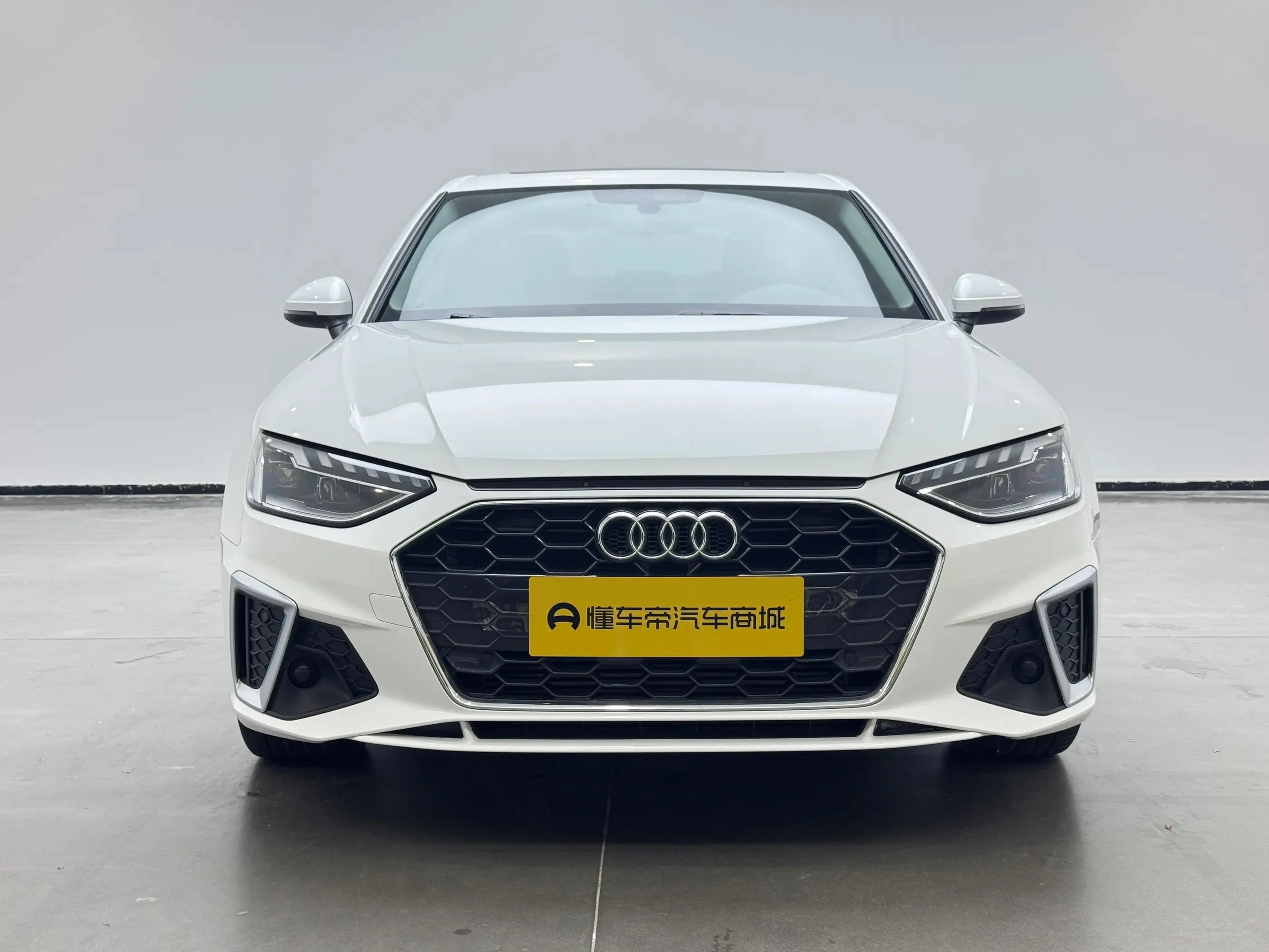 Audi A4L 40TFSI Fashion Dynamic Trim - exterior