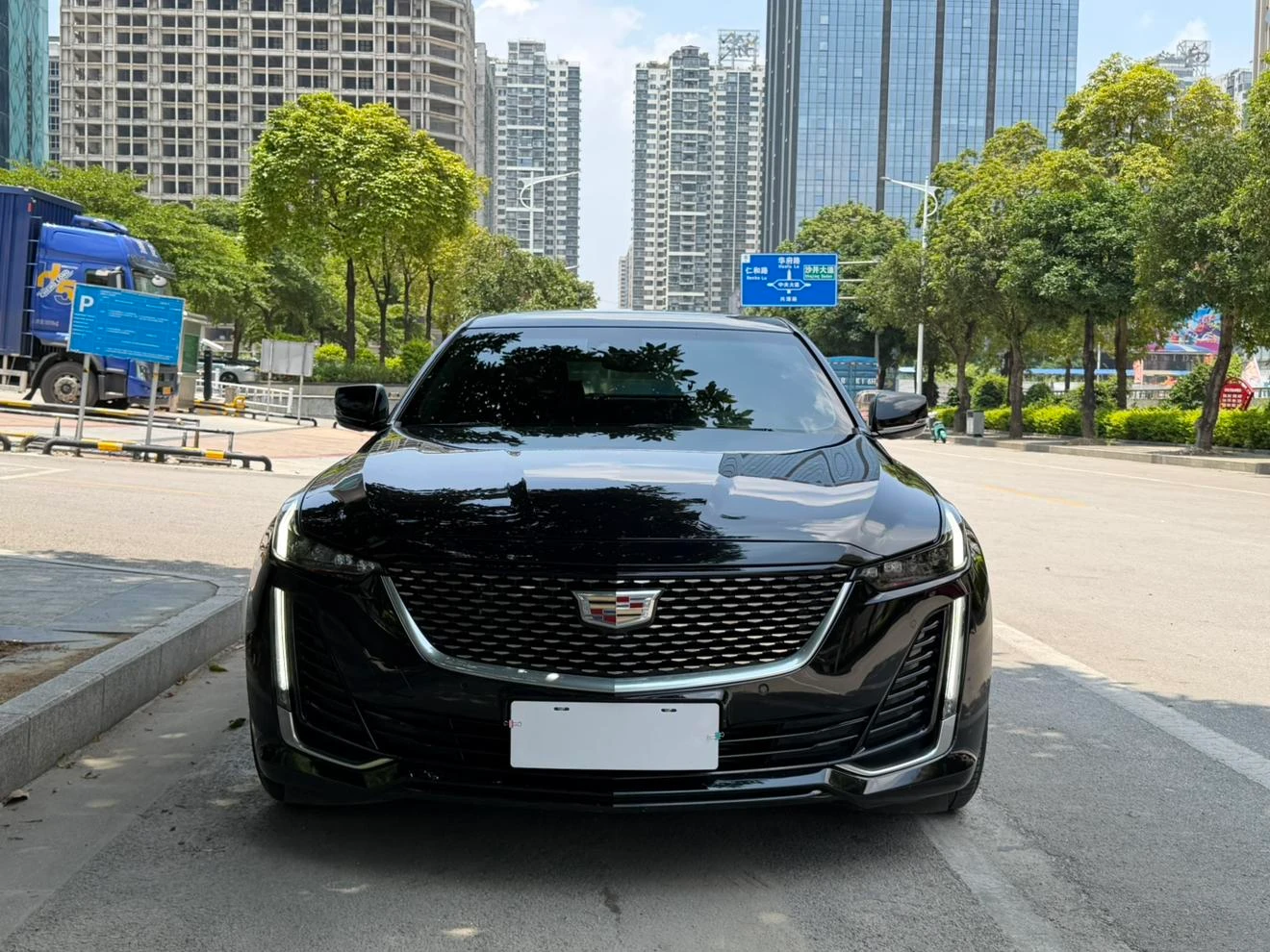 Cadillac CT5 28T Luxury Standard Edition - exterior