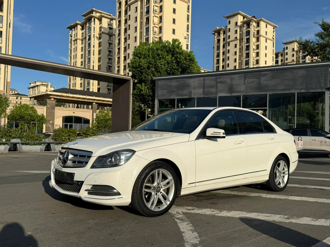 Mercedes-Benz  C 260 CGI  - exterior