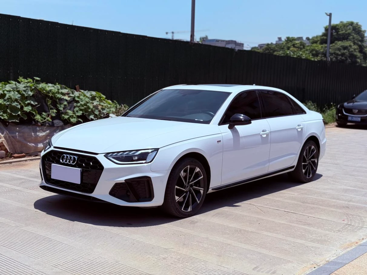 Audi A4L 40 TFSI