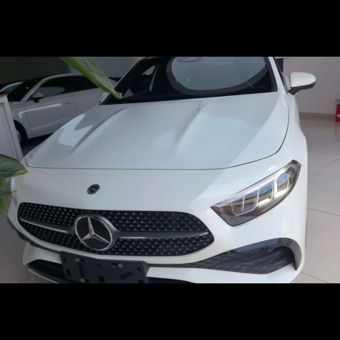 Mercedes-Benz A-CLass 200L Progressive - exterior