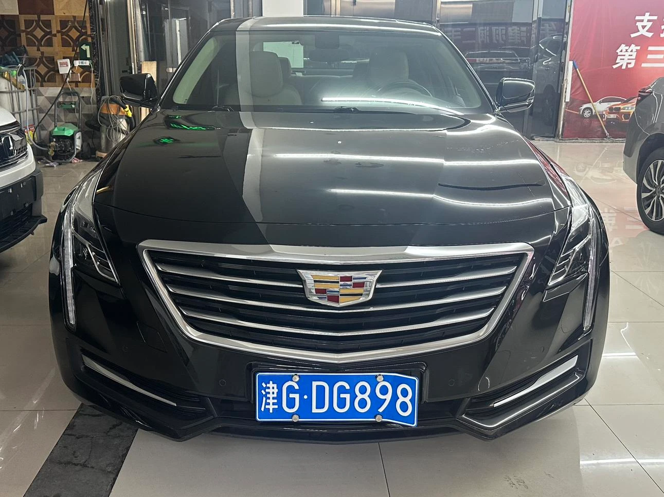 Cadillac CT6 28T (Fashion Trim) - exterior