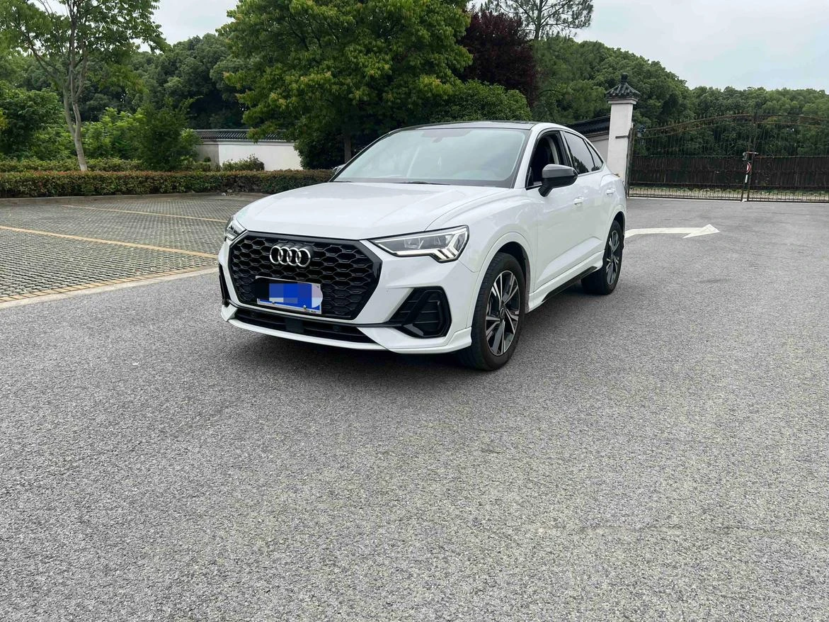 Audi Q3 Sportback 40 TFSI RS Package Flame Speed
