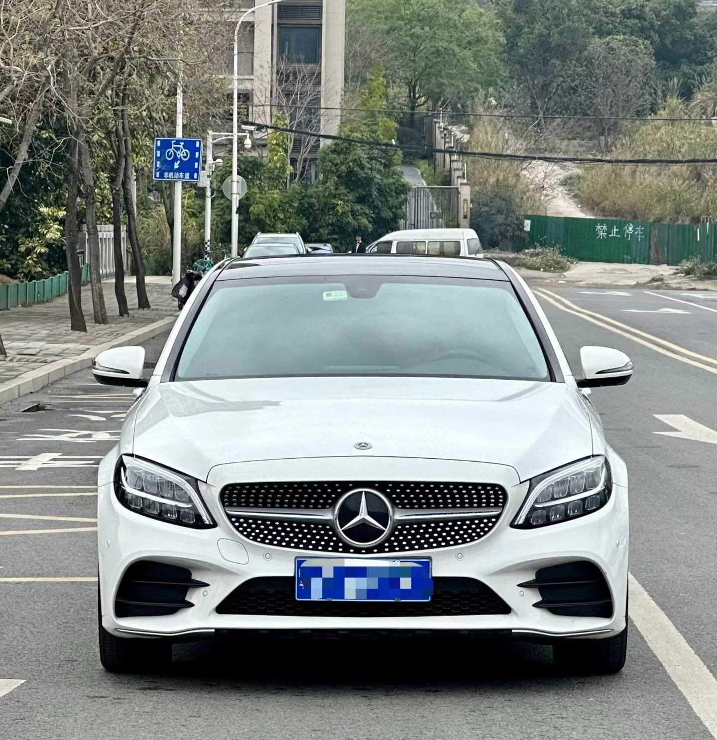 Mercedes-Benz C-Class C260L Sport Edition - exterior