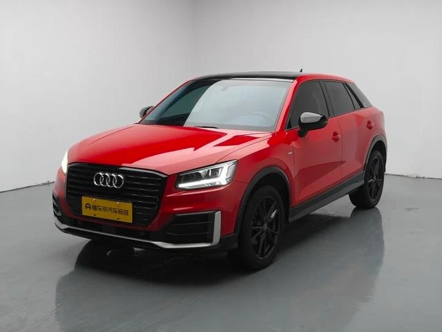 Audi Q2L 35TFSI Fashion Dynamic