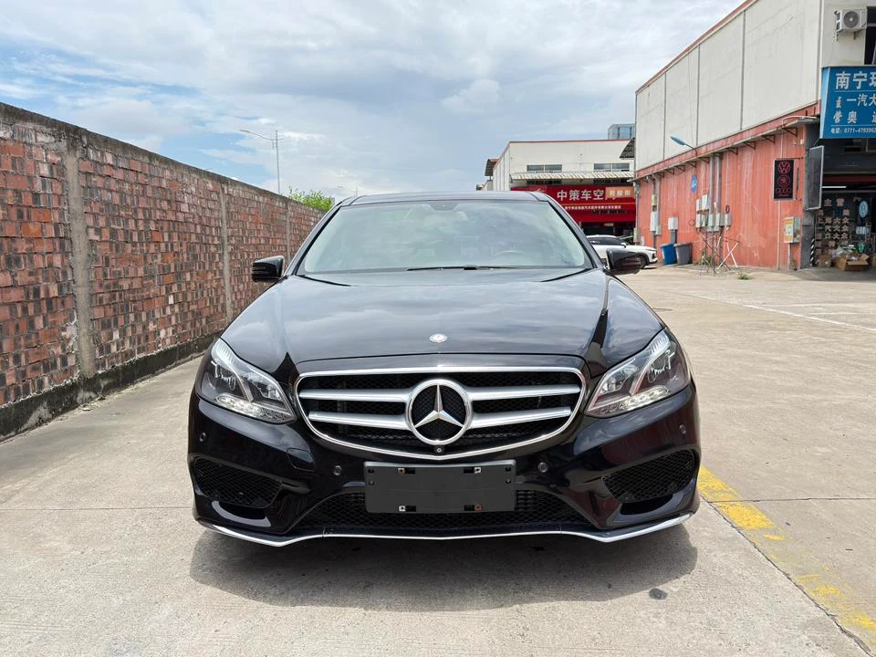 Mercedes-Benz E260 L Sport Edition - exterior