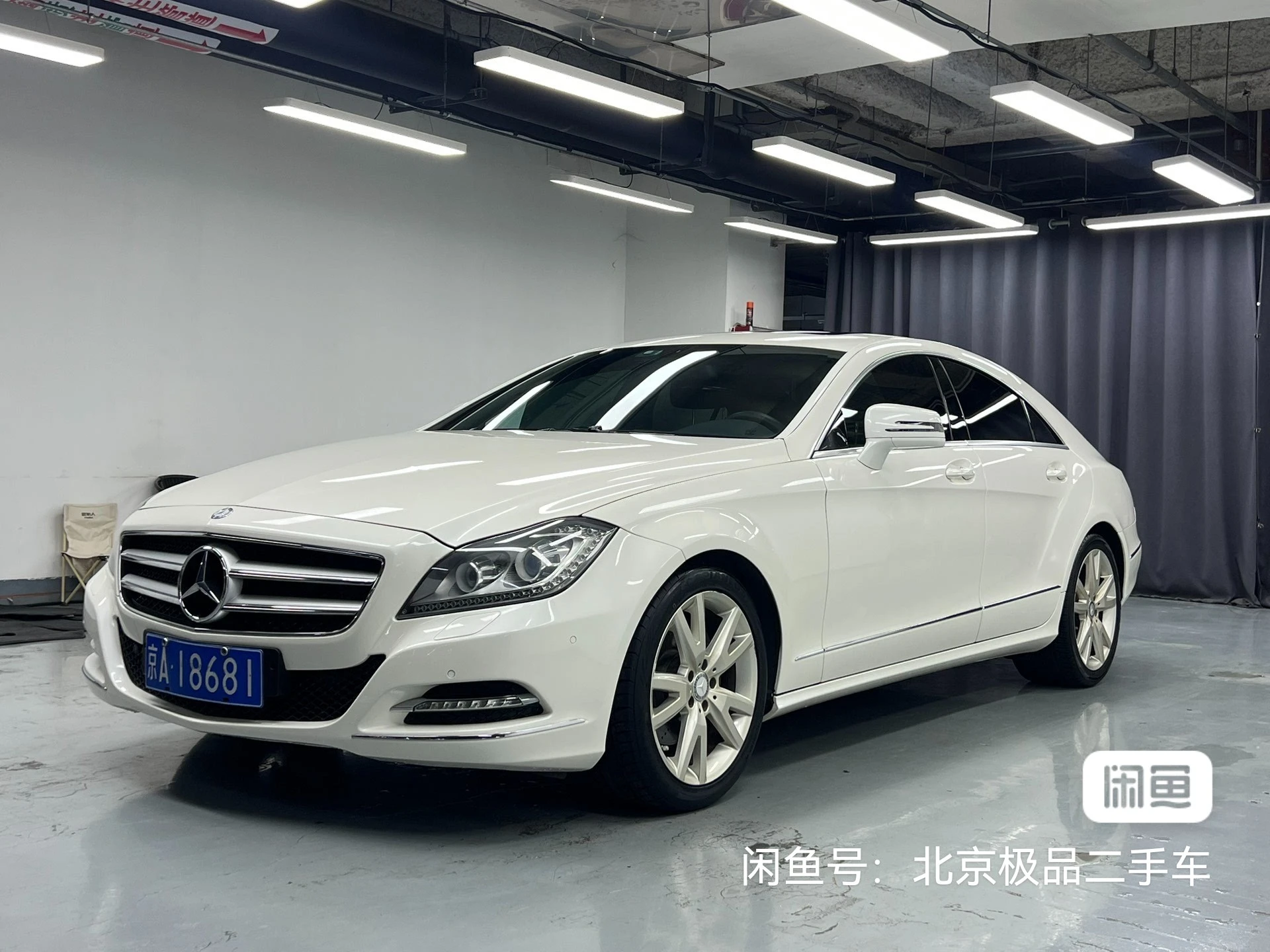 Mercedes-Benz GLS300 