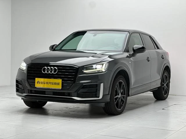 Audi Q2L 35TFSI Fashion Dynamic Trim