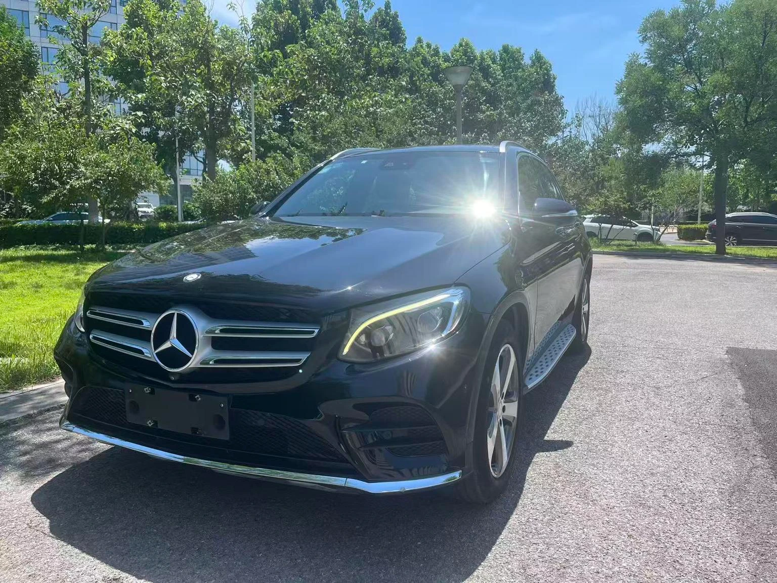Mercedes-Benz GLC300 4MATIC Luxury