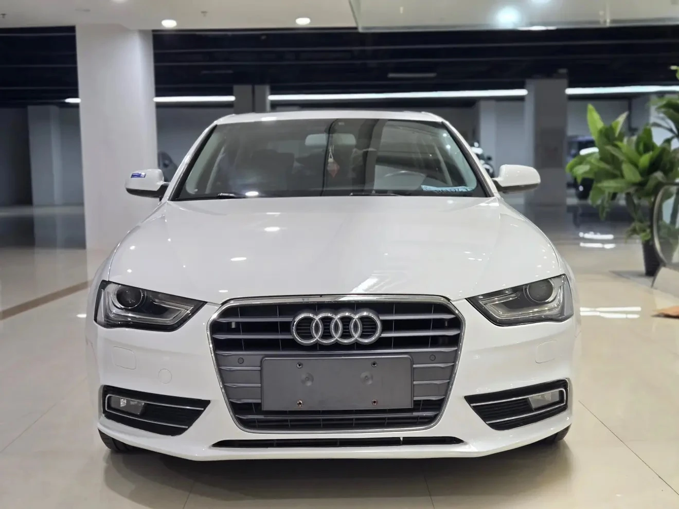 Audi A4L 35 TFSI Automatic Comfort - exterior