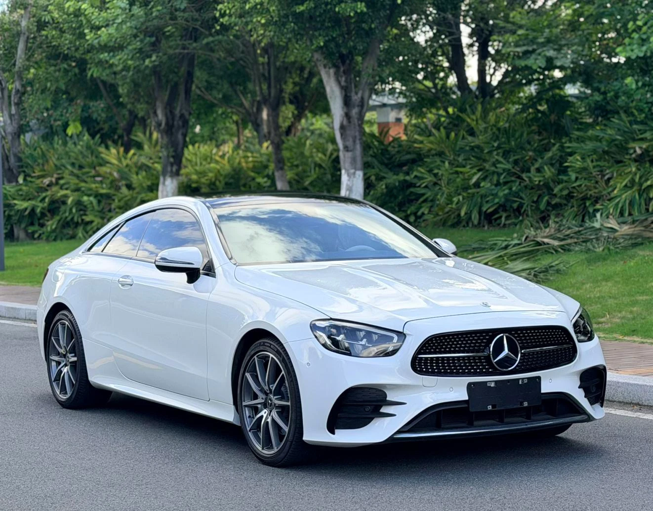 Mercedes-Benz E-Class E260 4MATIC