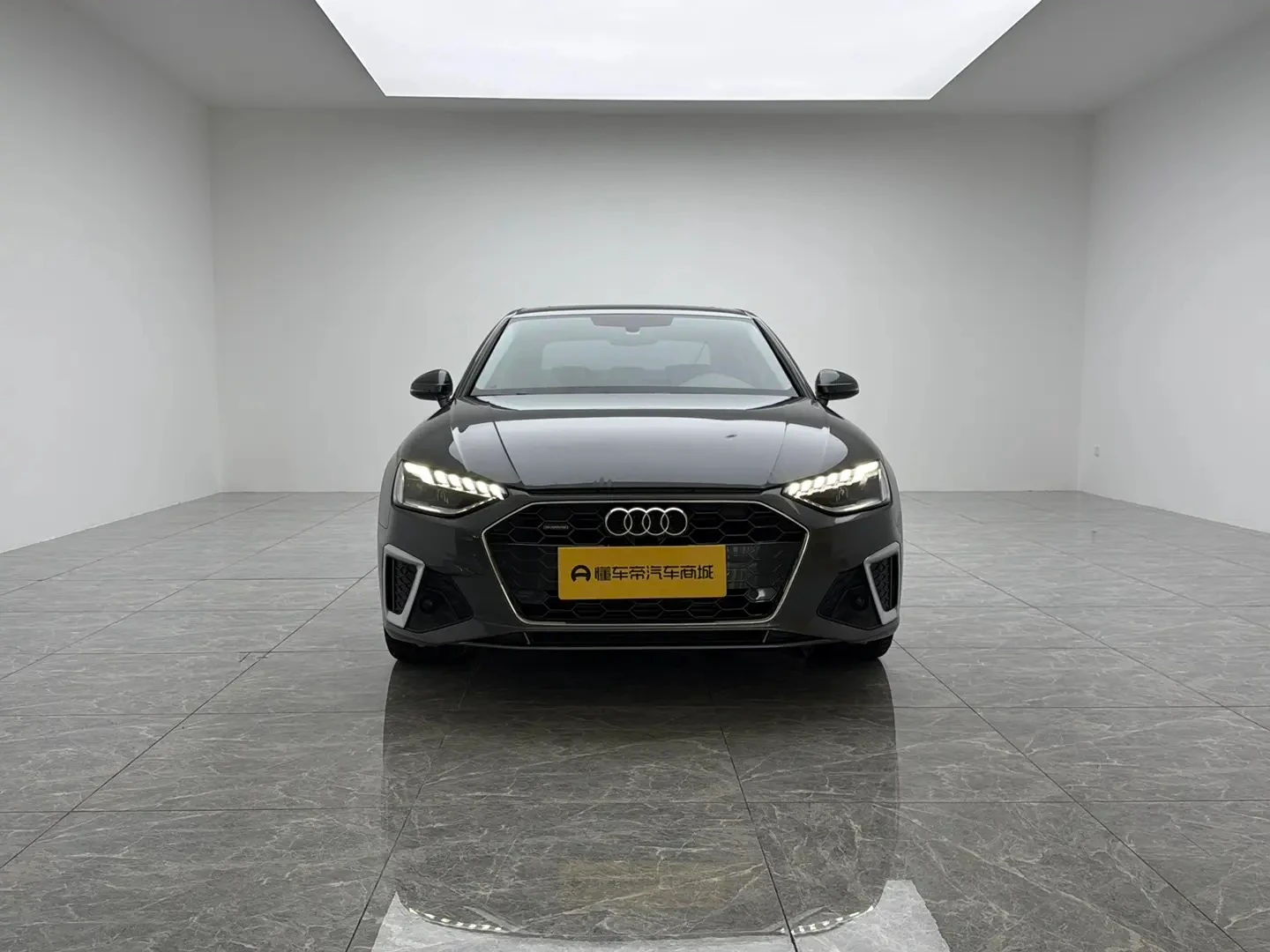 Audi A4L 40 TFSI Luxury Dynamic Model - exterior