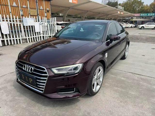 Audi A3 35 TFSI Style Trim