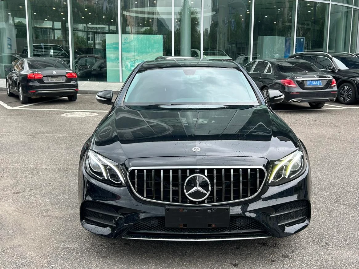 Mercedes-Benz E200 L Sport Edition - exterior