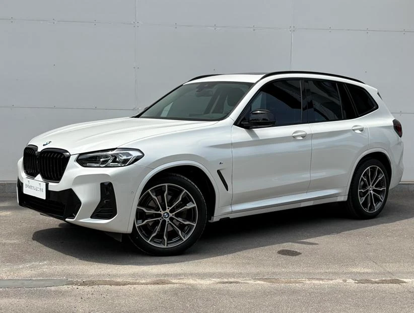 BMW X3 xDrive30i Leading M Sport Night Package