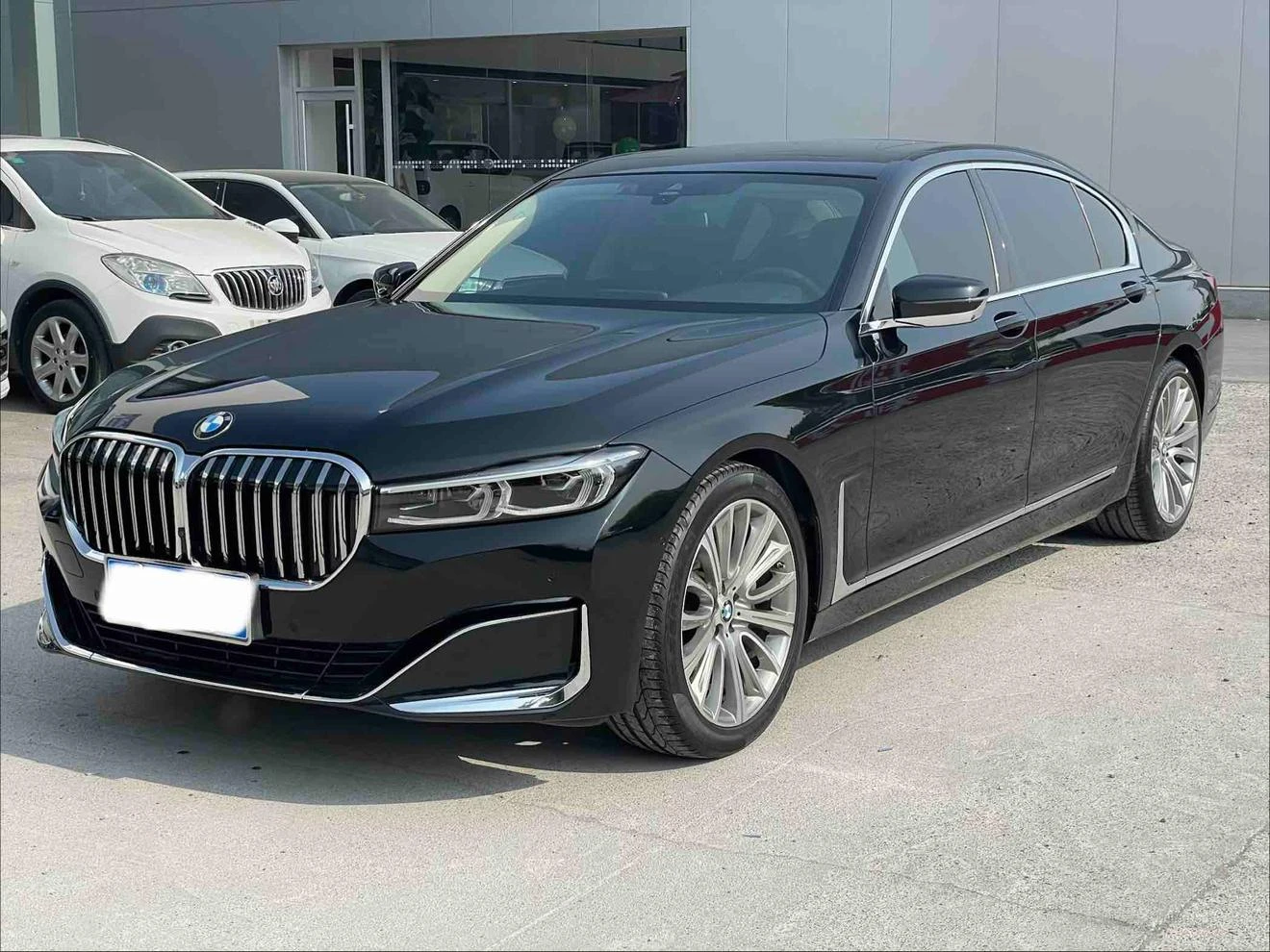 BMW 7 Series 740Li Leading Luxury Package