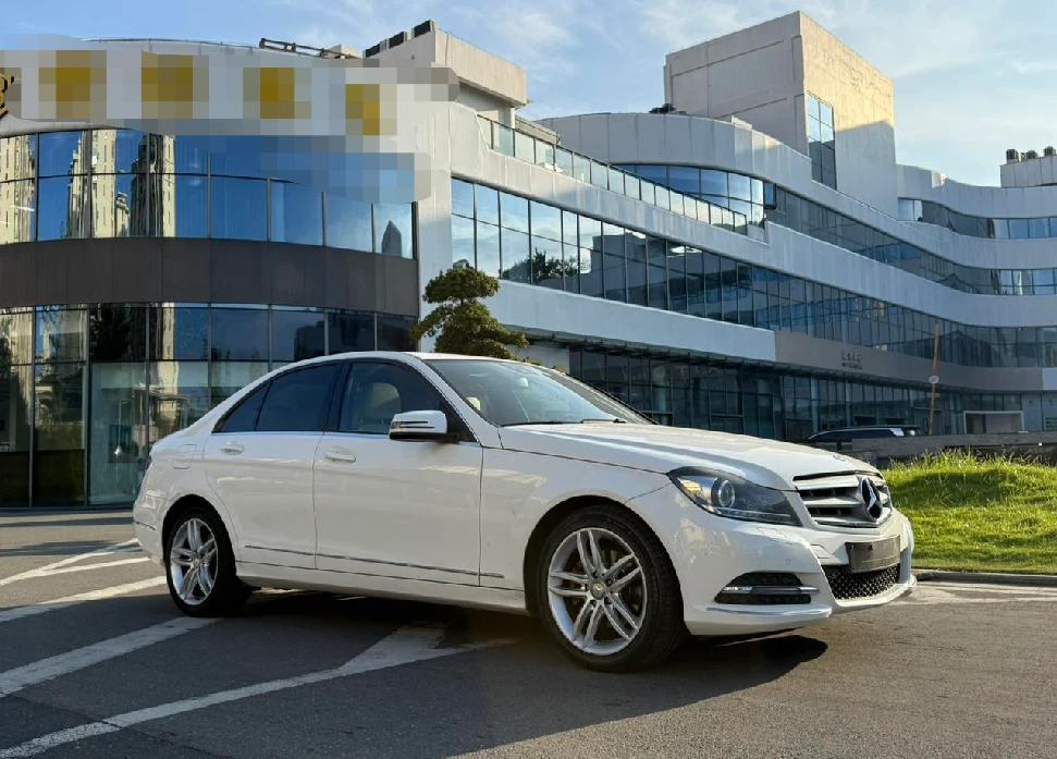 Mercedes-Benz  C 260 CGI 