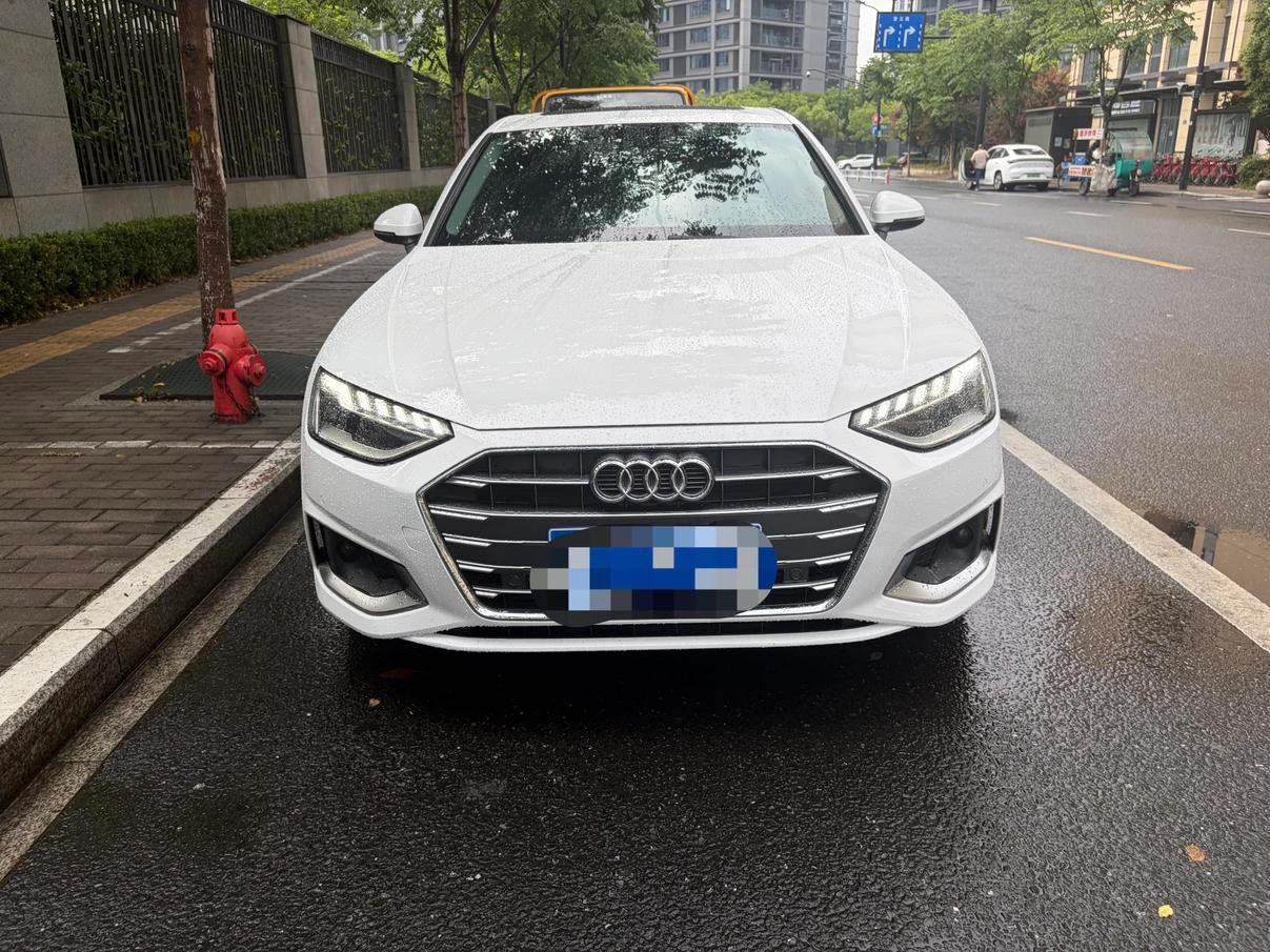Audi A4L 40 TFSI Stylish Dynamic Trim - exterior