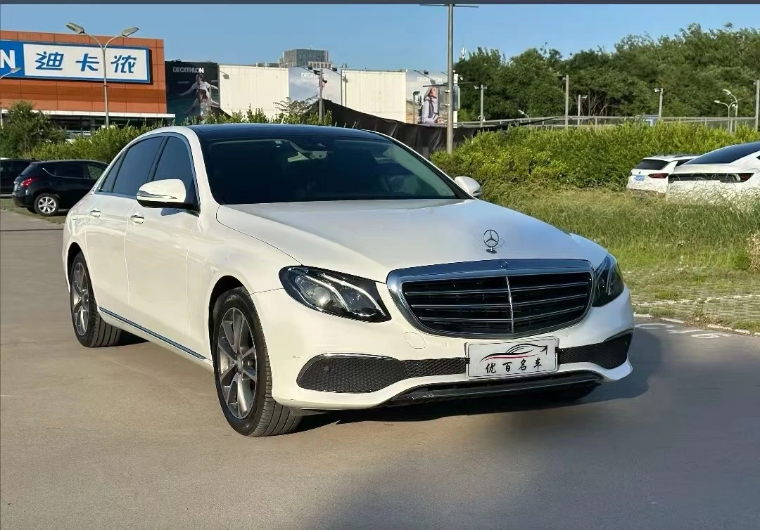 Mercedes-Benz E200L