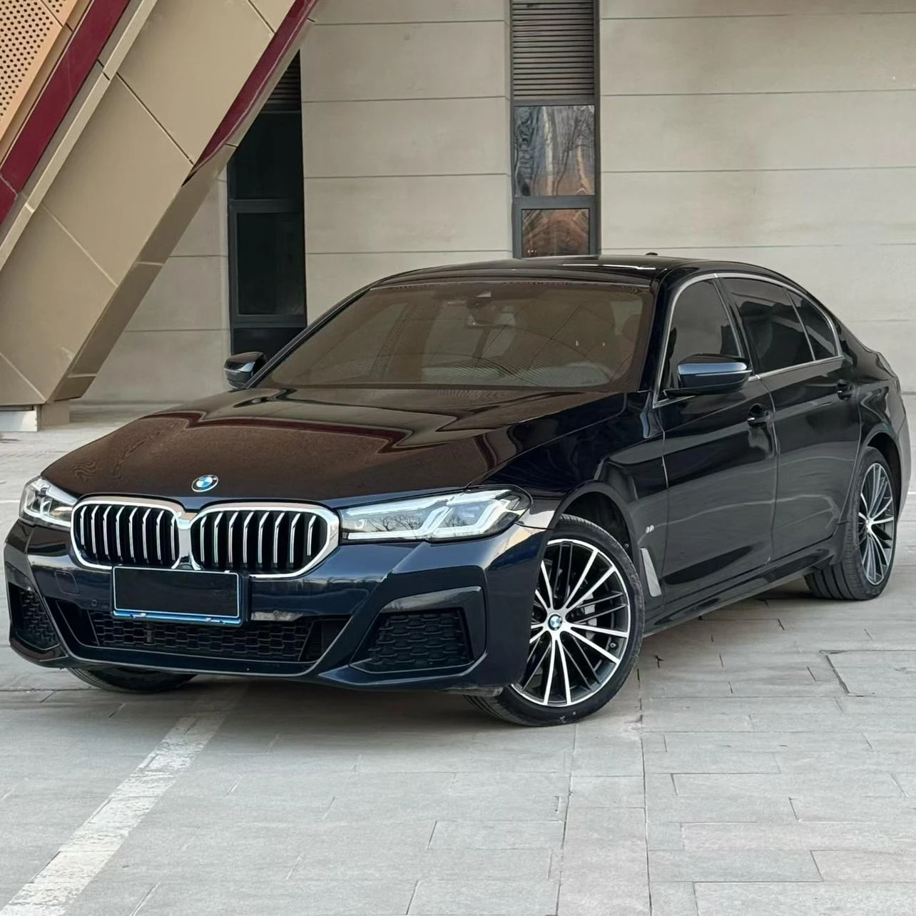 BMW 5 Series 530Li xDrive M Sport Package