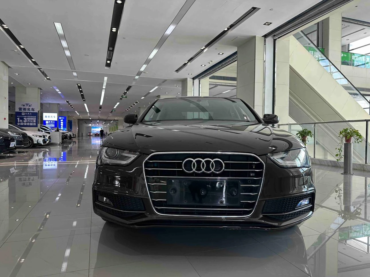 Audi A4L 35 TFSI Automatic Comfort - exterior