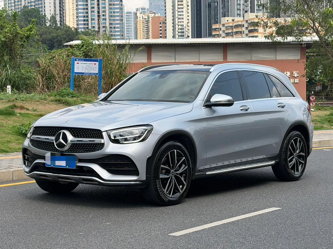 Mercedes-Benz GLC-Class GLC260 L 4MATIC
