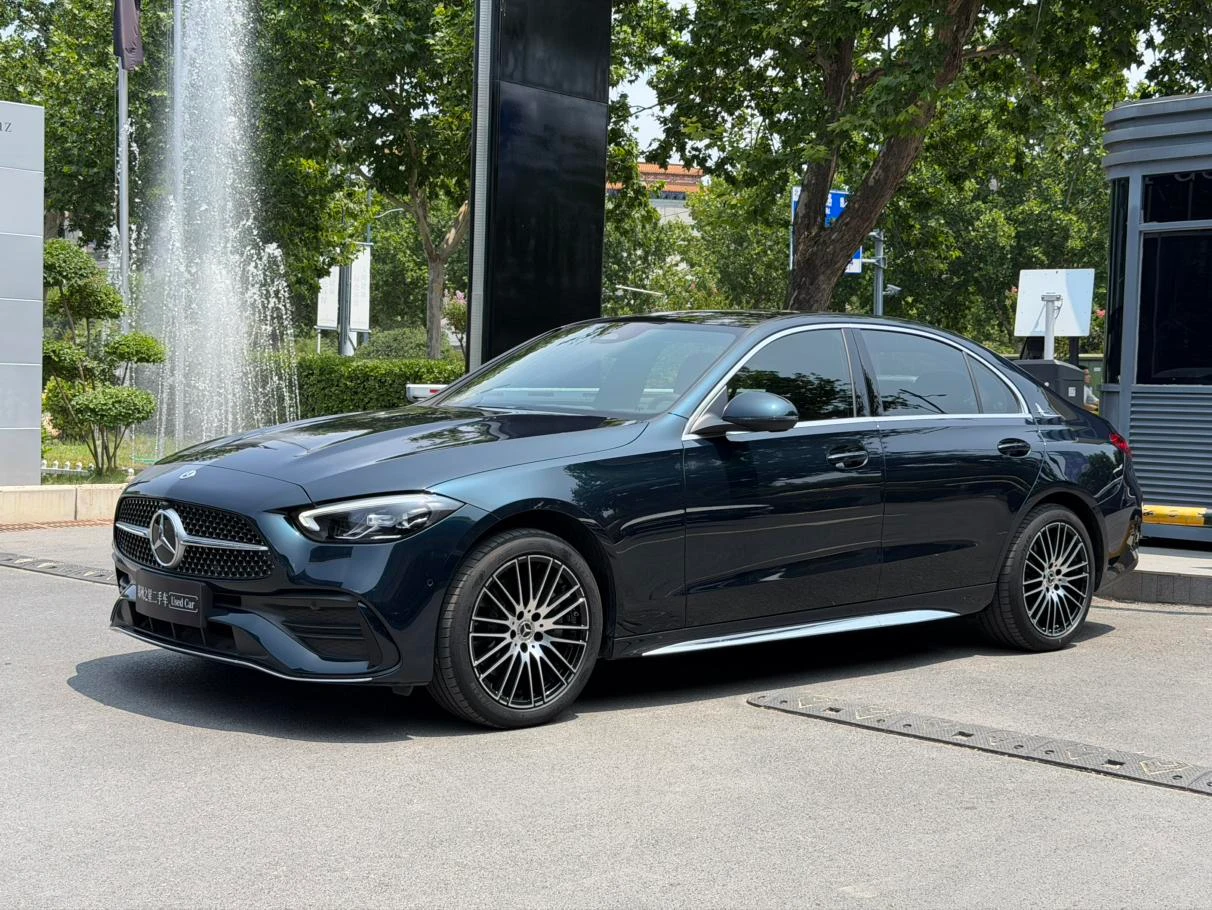 Mercedes-Benz C-Class C260L