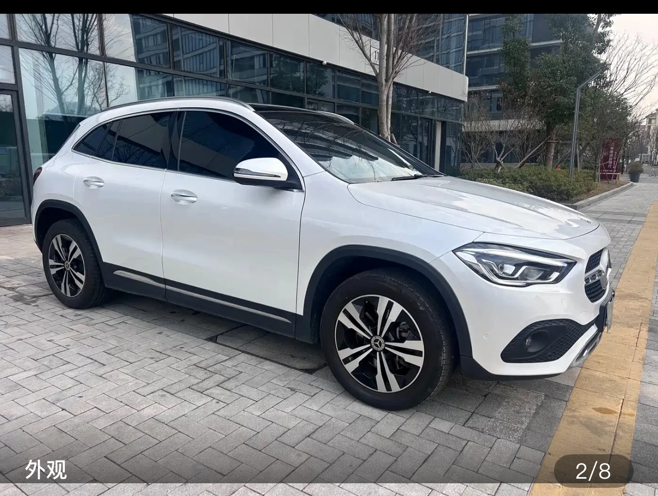 Mercedes-Benz GLA-class 220 - exterior