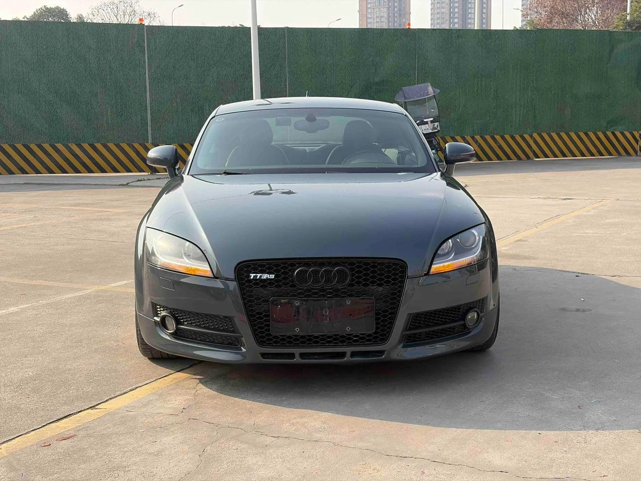 Audi TT 2.0TFSI Collector's Edition - exterior