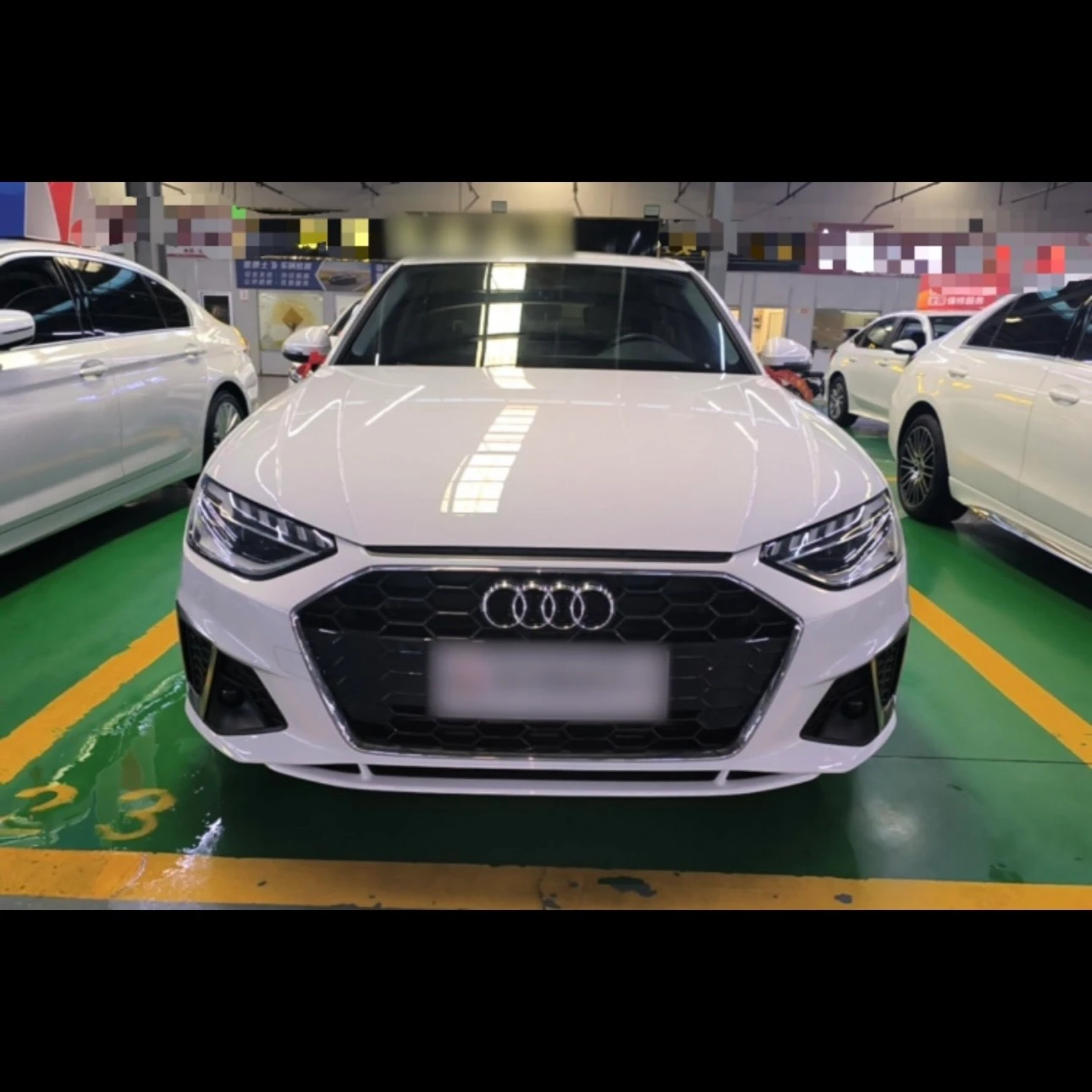 Audi A4L 40 TFSI Sport Edition - exterior