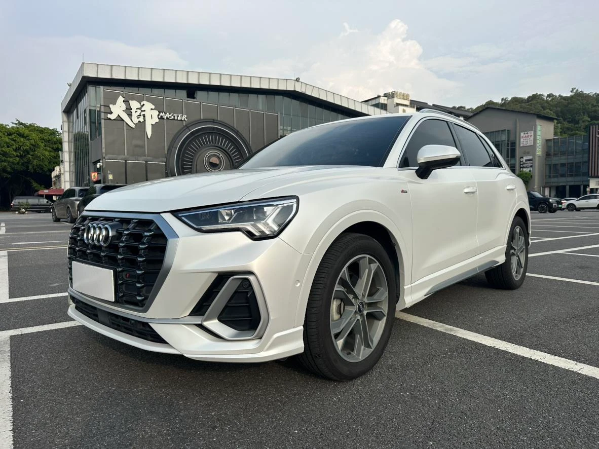 Audi Q3 40 TFSI Fashion Dynamic