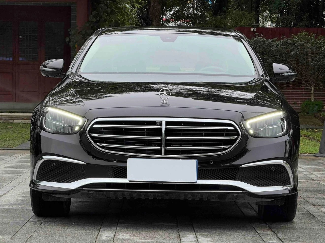Mercedes-Benz E-Class 300 L Luxury Sedan - exterior