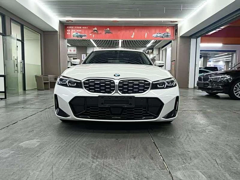 BMW 3 Series 325Li M Sport package - exterior