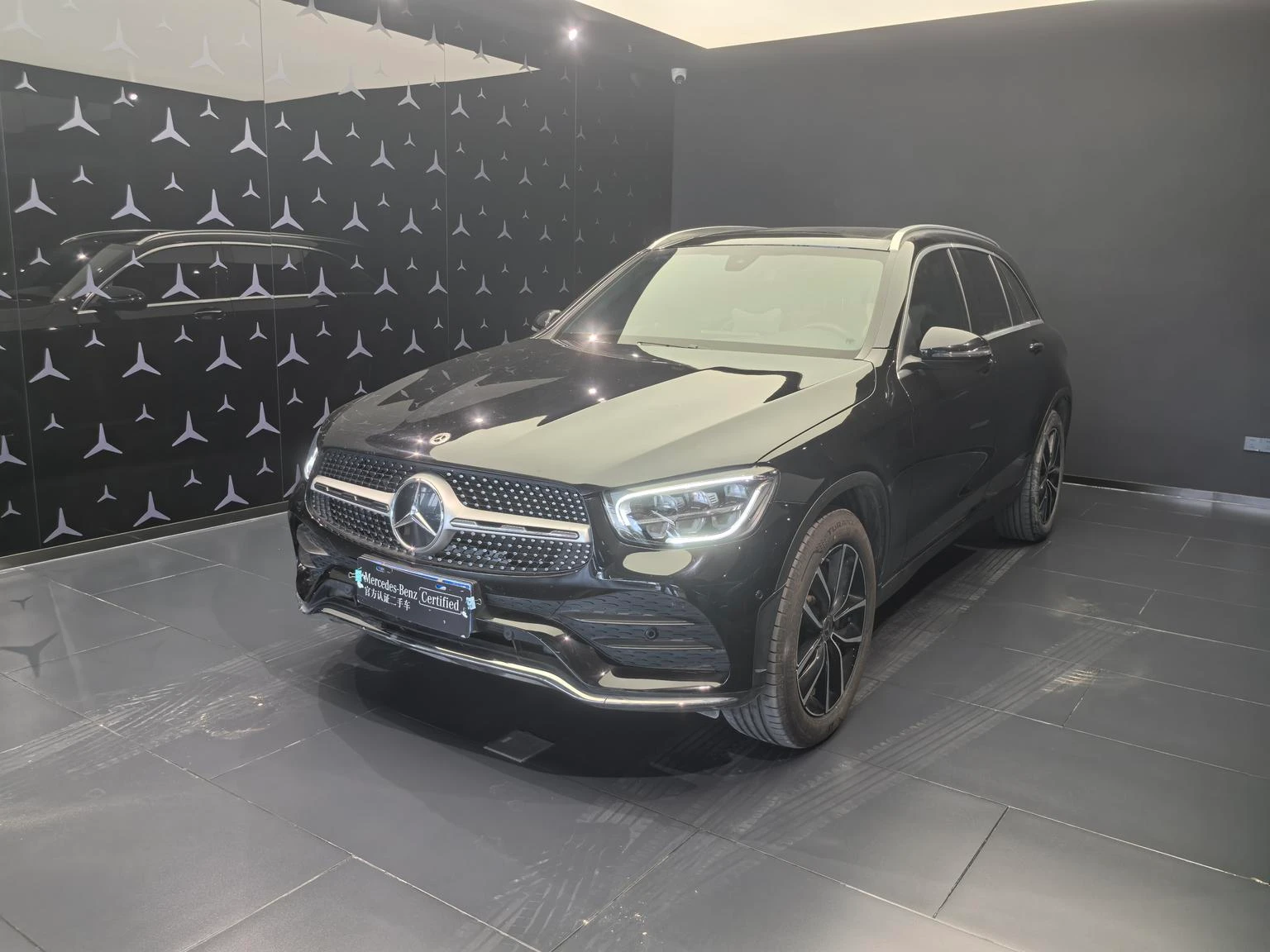 Mercedes-Benz GLC-Class GLC260 L 4MATIC Luxury Edition