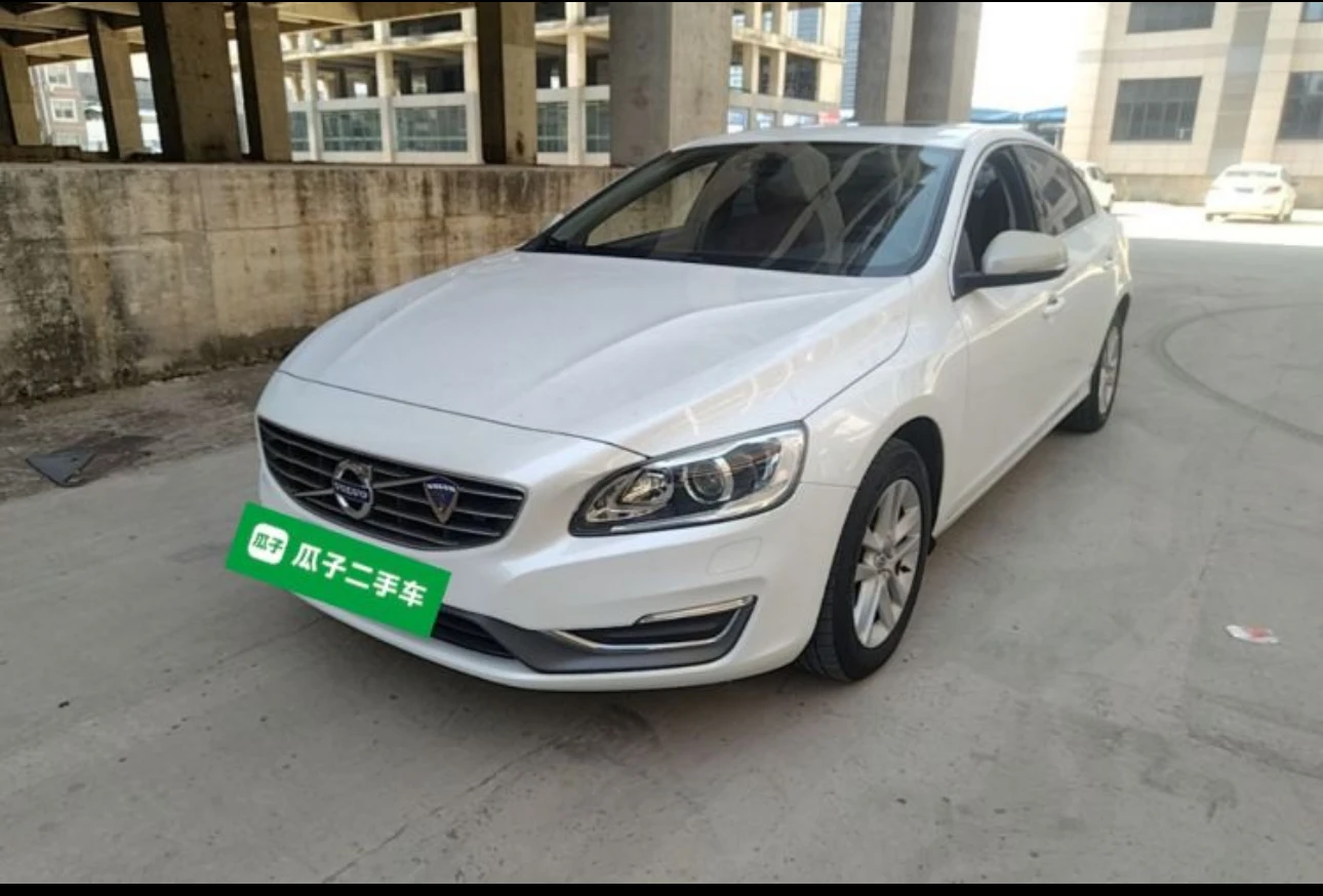 Volvo S60 T3 FWD
