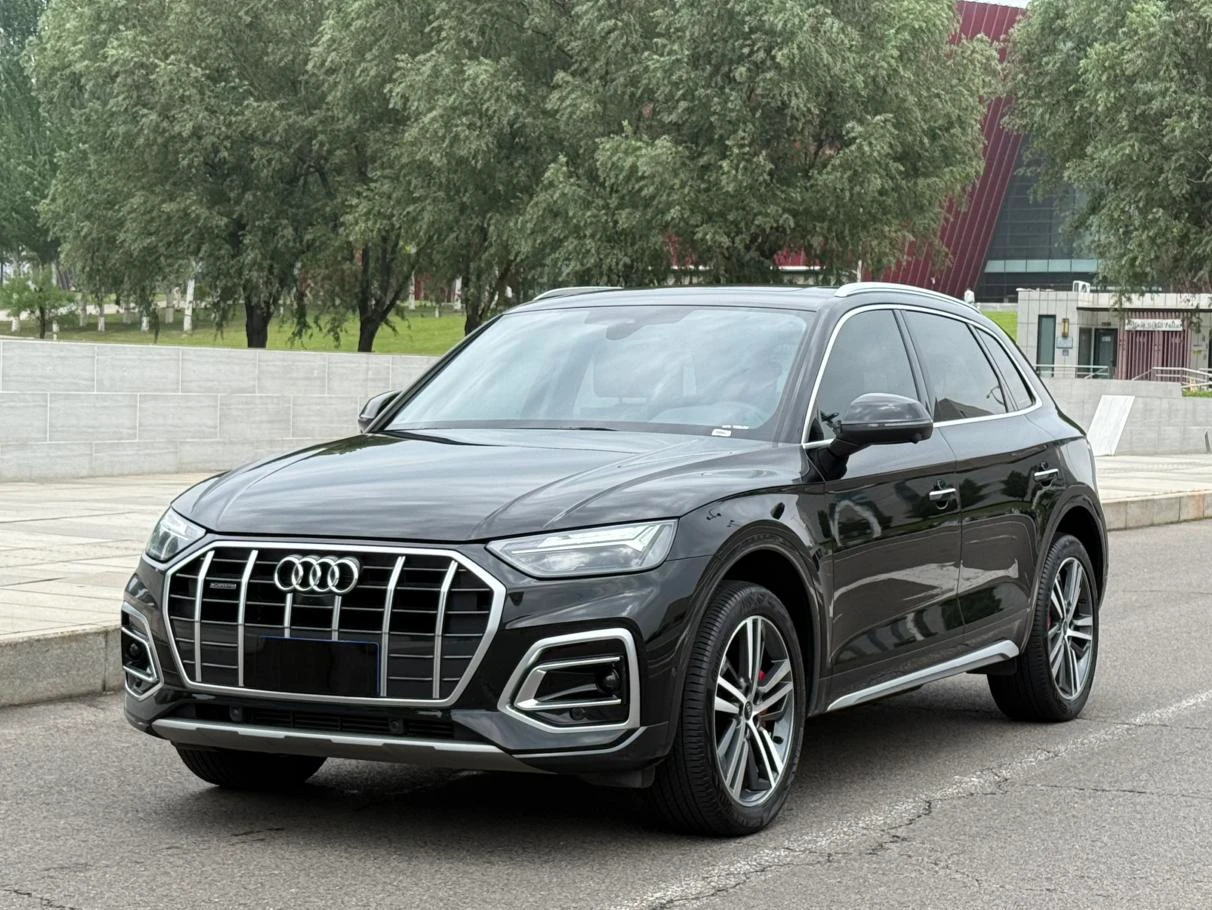 Audi Q5L  40T 