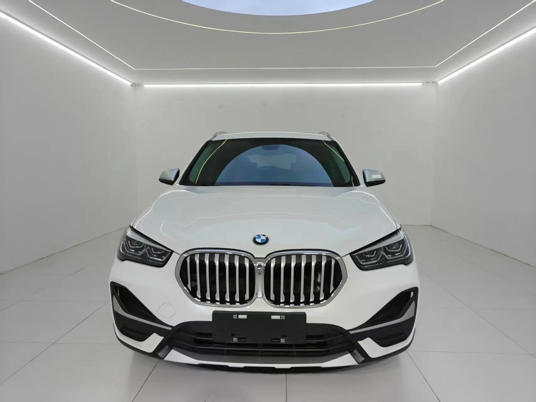 BMW X1 20Li sDrive Fashion - exterior