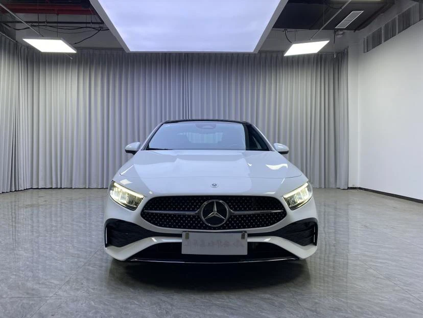 Mercedes-Benz A-Class 200 L Sport Sedan Stylish Edition
