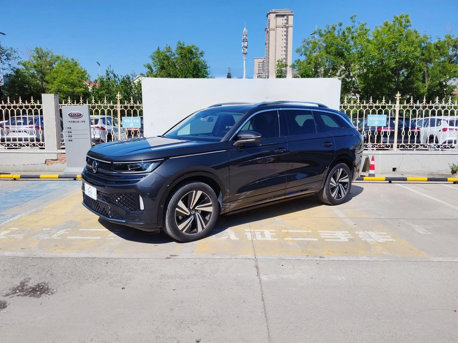 Volkswagen Tavendor 380 TSI