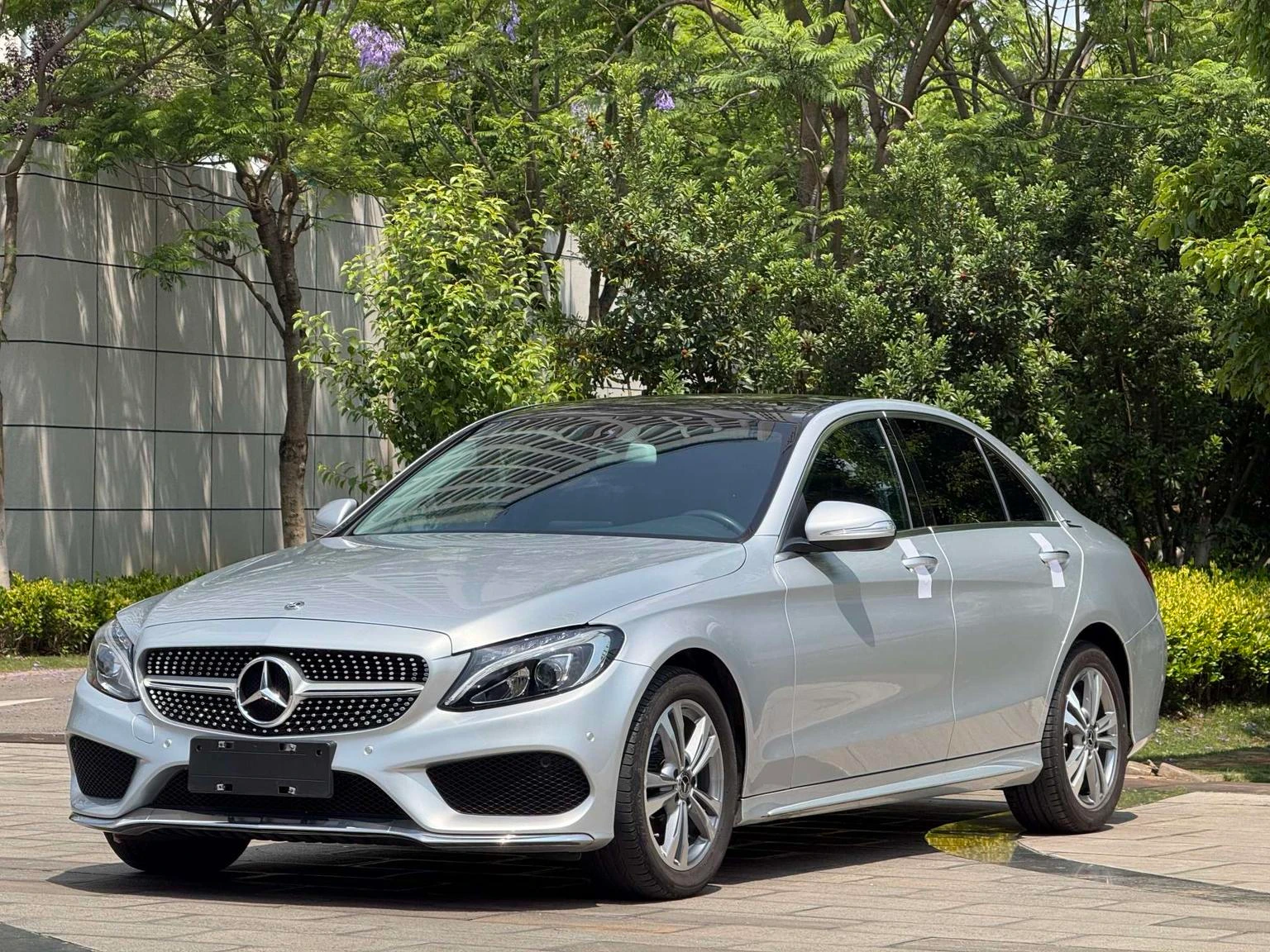 Mercedes-Benz  C 200 L Sport