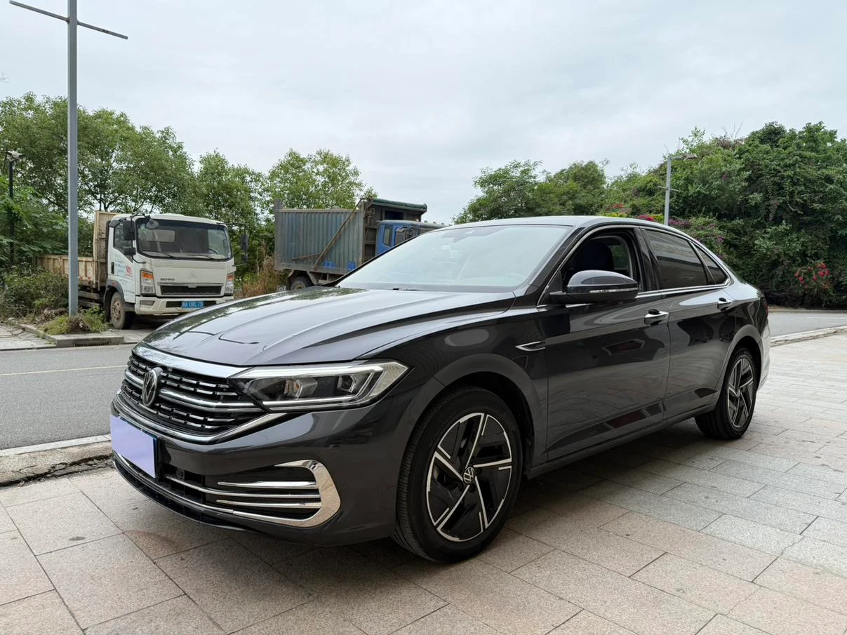 Volkswagen Sagitar 300TSI DSG Beyond Edition