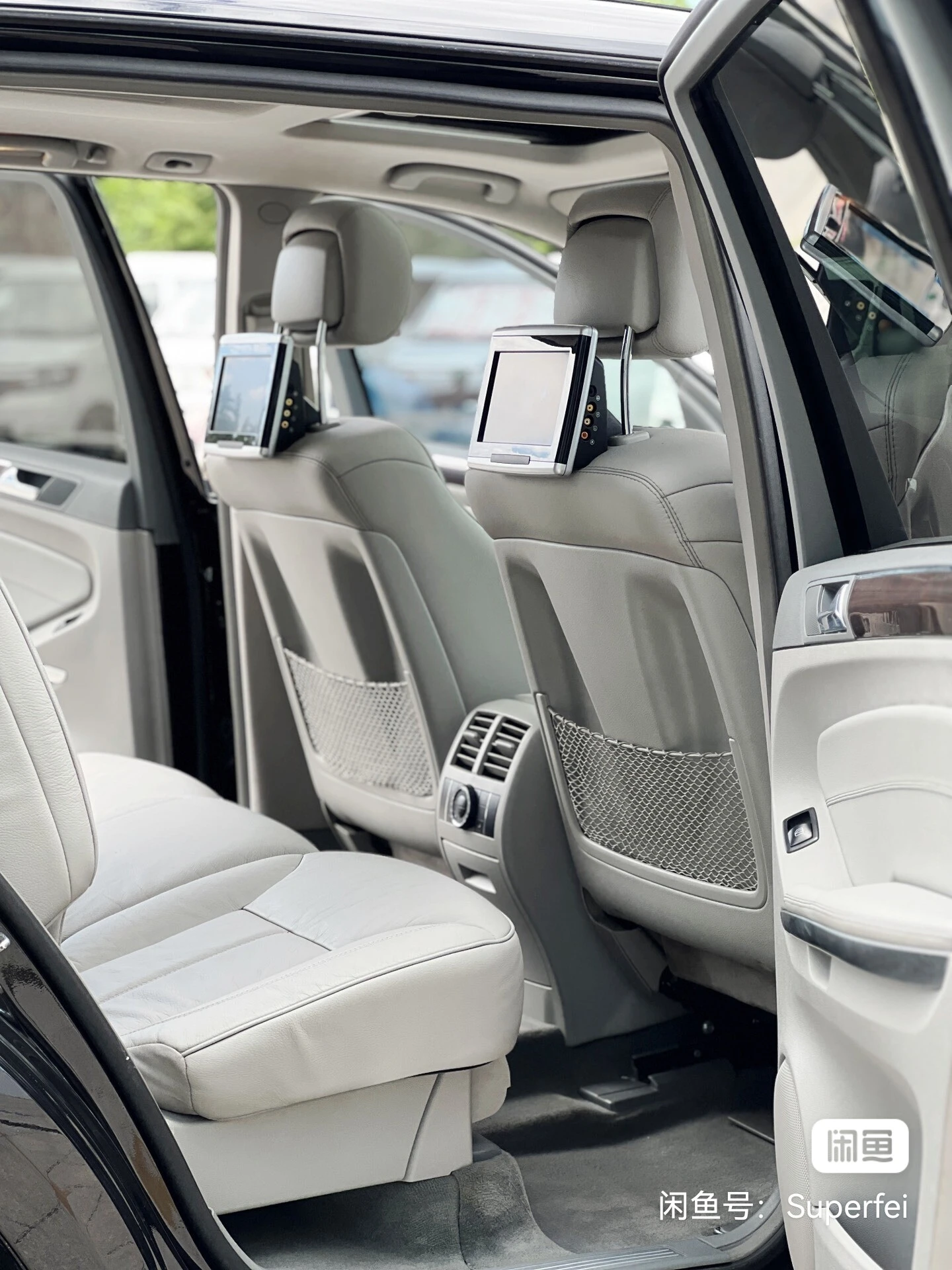 Mercedes-Benz GL450 AMT 4MATIC - interior