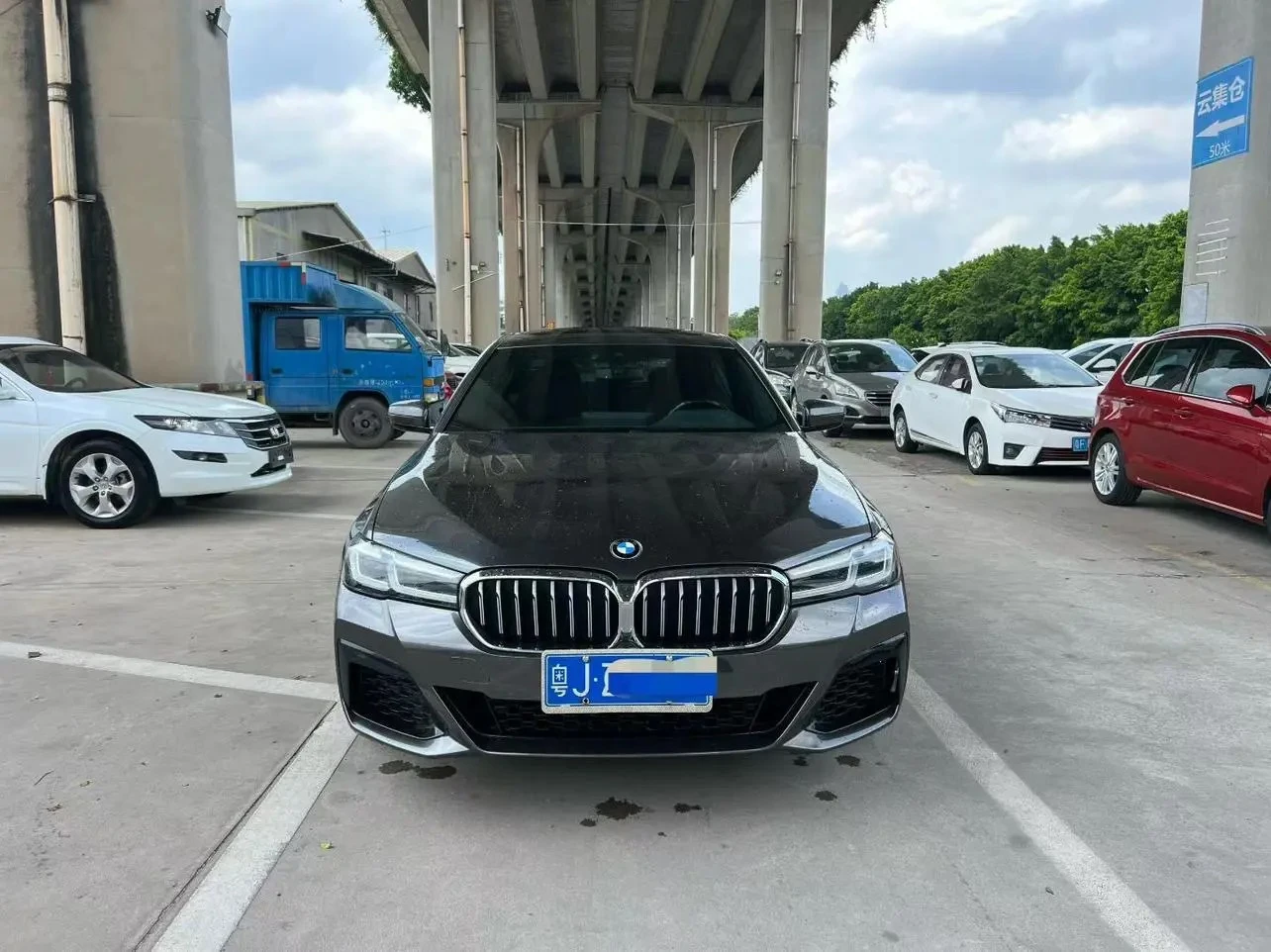 BMW 5 Series 525Li M Sport Package - exterior