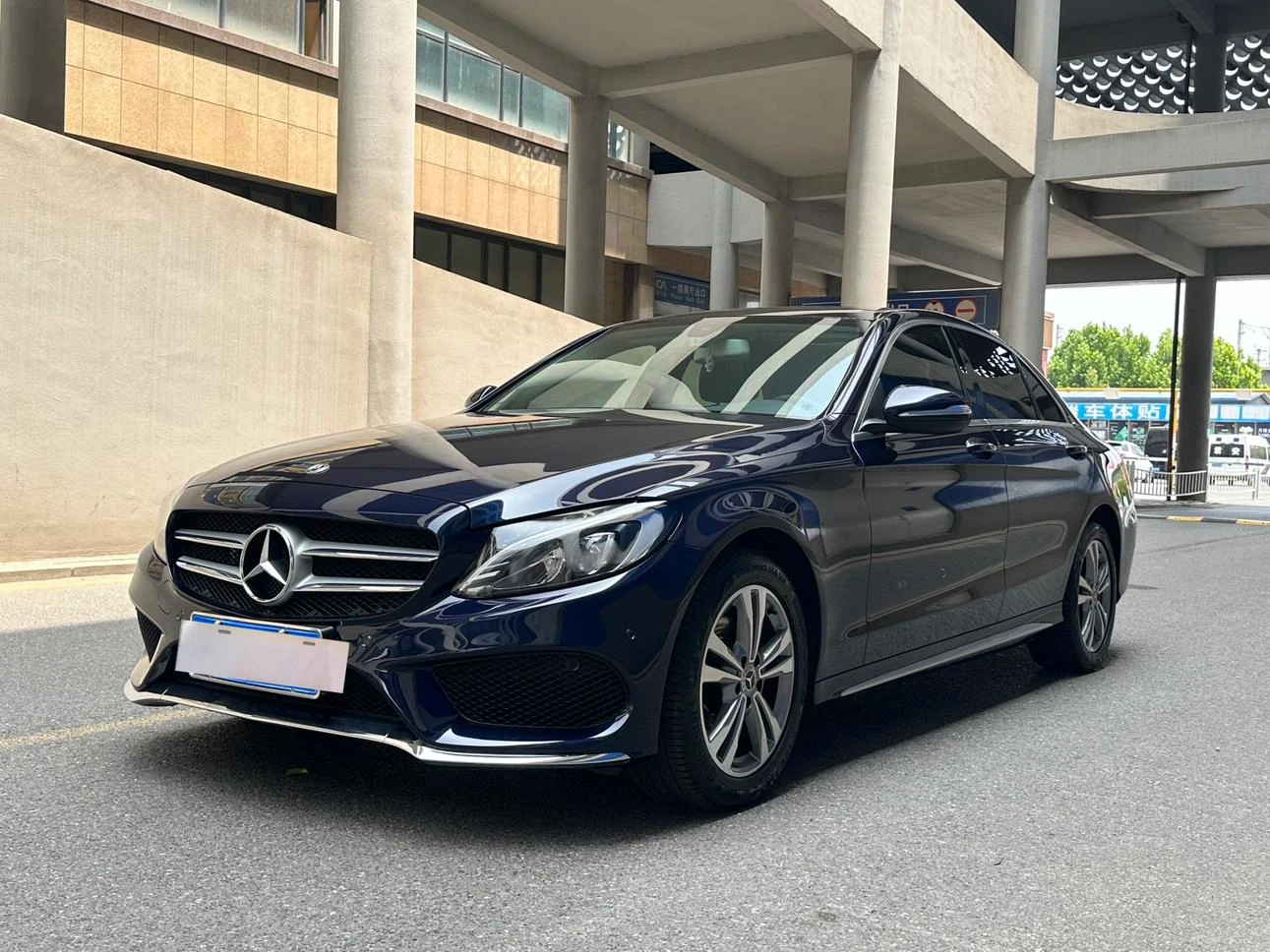 Mercedes-Benz  C 200 L Sport