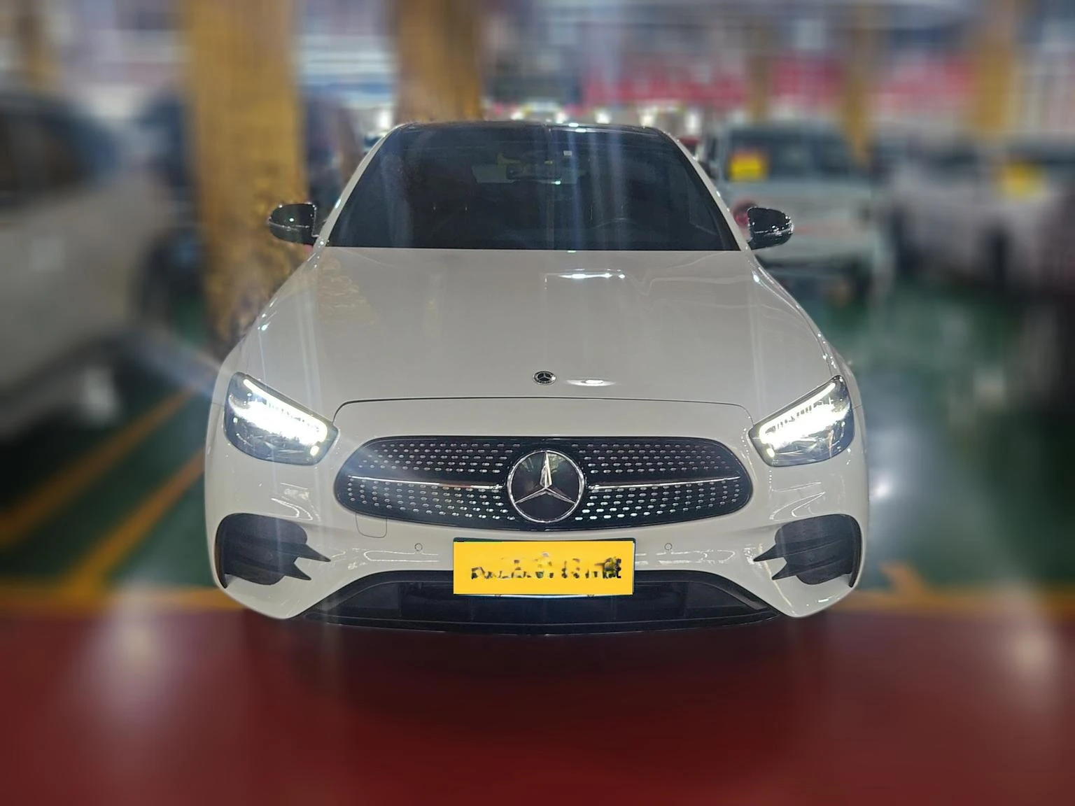 Mercedes-Benz E-Class E 300 Fashion Sport Edition - exterior